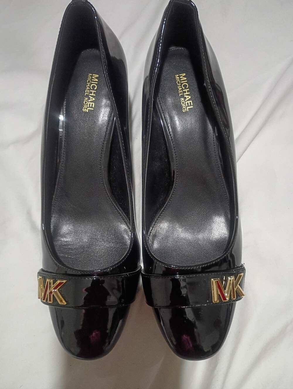 Michael Kors Black Patent Leather Heels with Gold MK Logo 10m